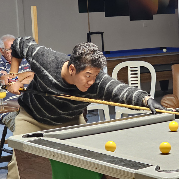 mohan_playing_8_ball_pool_600x